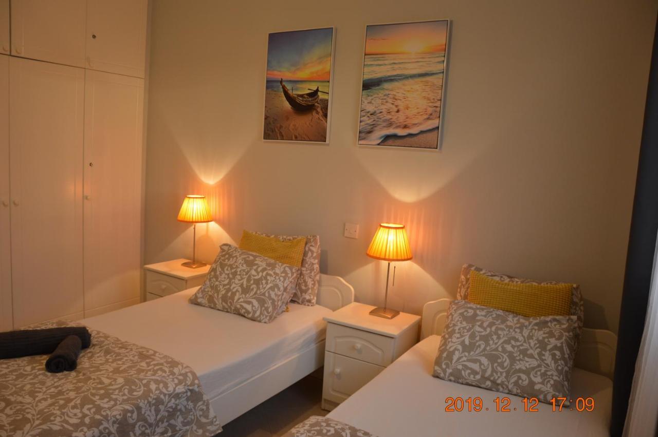 Luxury Apartment Paphos Exterior foto